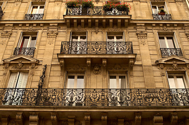 Un immeuble à Paris