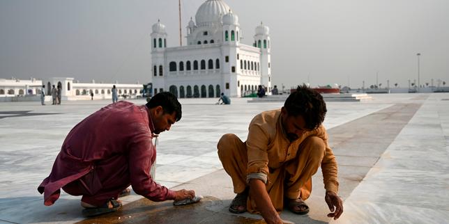Entre l’Inde et le Pakistan, un corridor pour les sikhs