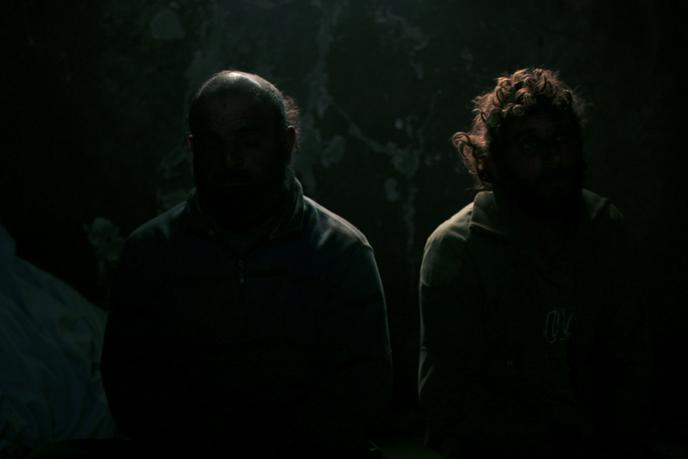 Des combattants de l’Etat islamique arrêtés par les forces kurdes à Rakka en Syrie, en mars 2017.