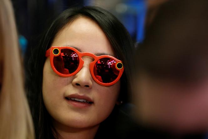 Snapchat continue a miser sur les lunettes connectees