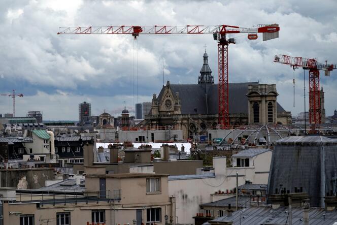 Construction à Paris, le 24 avril.
