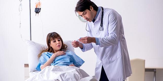 Parcours de soins : « Face à la logique hospitalo-centrée, un autre dispositif est possible »