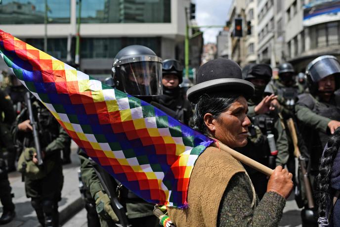 Trong một cuộc biểu tình của những người ủng hộ Tổng thống Bolivian Evo Morales ở La Paz vào ngày 15 tháng 11.
