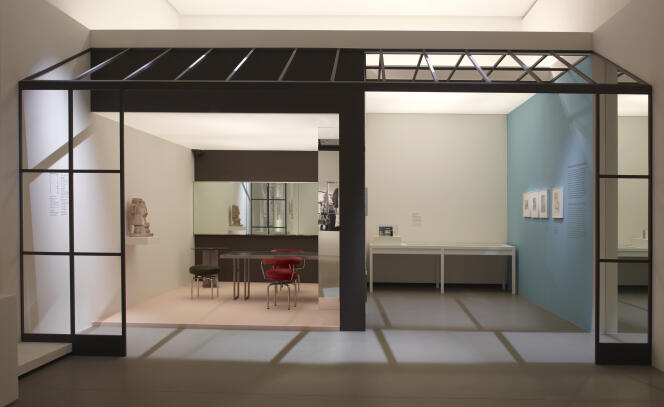 Reproduction 2019 de « L’atelier de Saint-Sulpice, 1927-1928 » dans lequel vivait Charlotte Perriand, à Paris.