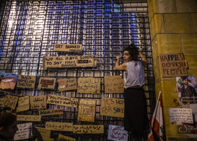 Mur d'expressions libres lors des manifestations anti-gouvernementales, dans le centre-ville de Beyrouth (Liban), le 27 octobre