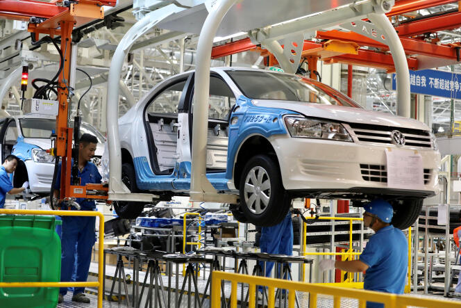 Dans l’usine Volkswagen d’Urumqi, la capitale du Xinjiang, en septembre 2018.