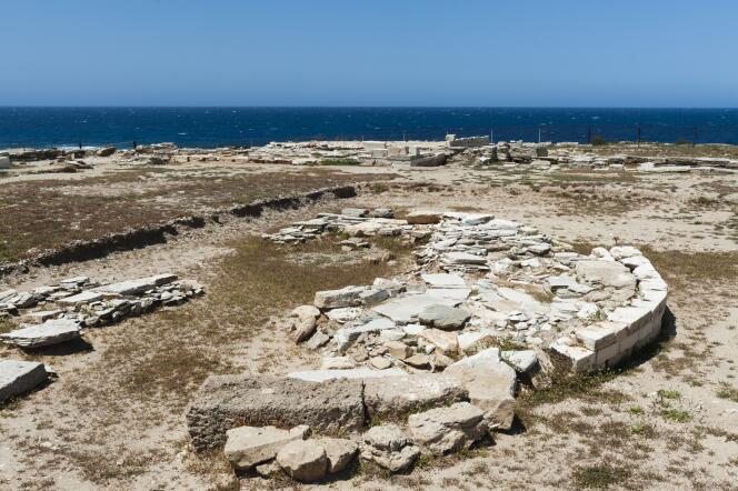 Une ruine antique sur une île des Cyclades, en Grèce.