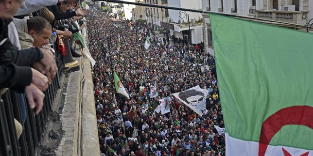 En Algérie, de nombreux militants du Hirak libérés