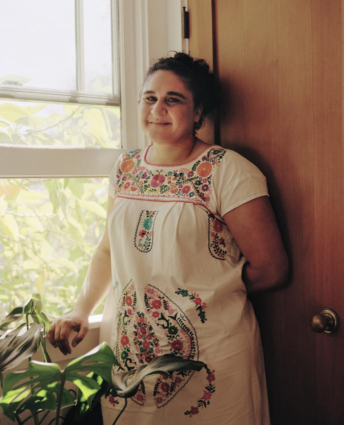 Samin Nosrat chez elle, à Oakland, en Californie, le 1er novembre.