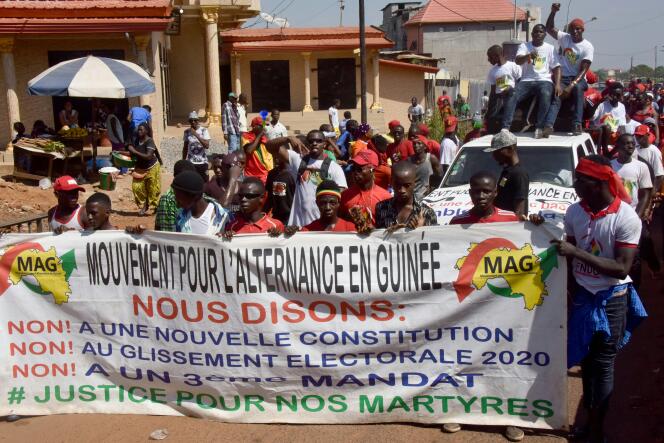 Manifestation contre un éventuel troisième mandat du président guinéen Alpha Condé à Conakry, le 26 novembre 2019.