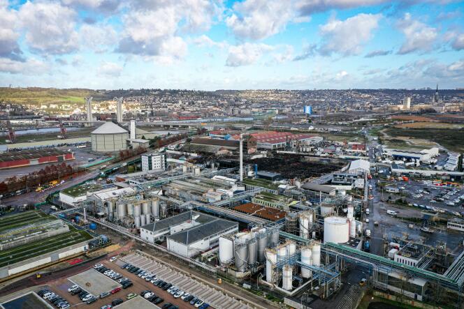 La zone industrielle de Rouen où se trouve l’usine de Lubrizol, le 9 décembre 2019.