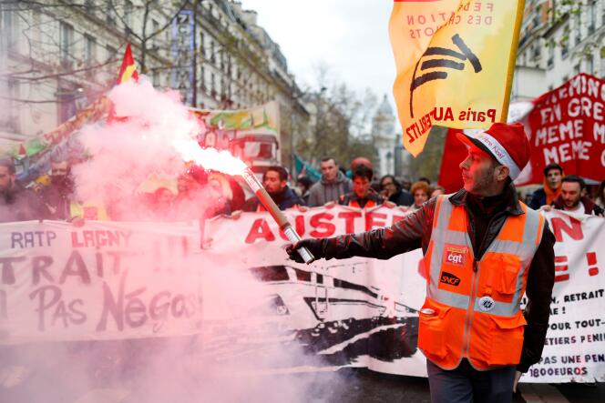 Mobilisation contre la réforme des retraites, à Paris, le 19 décembre.