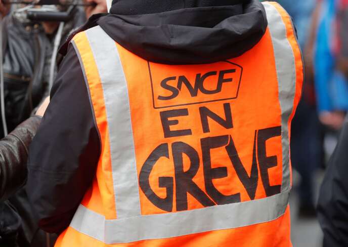 Les vingt-sept jours de grève en décembre ont coûté environ 690 millions d’euros de manque à gagner de chiffre d’affaires.