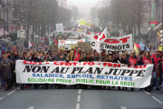 Manifestation, le 10 décembre 1995, à Caen, contre le plan Juppé sur les retraites et la Sécurité sociale