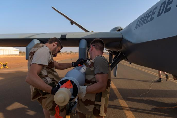 Un drone armé Reaper, sur la base militaire de Niamey, le 17 décembre 2019. Photo fournie par le ministère des armées.