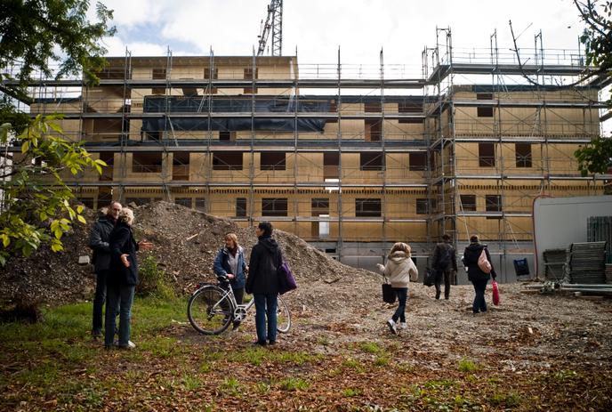In Strasbourg, participative housing is flourishing 4 Meeting of the Eco-Logis association on the site of their ecological building, built in self-promotion, in October 2009, in Strasbourg.