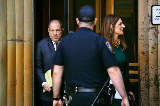 L’avocate Donna Rotunno, au côté de son client Harvey Weinstein, le 11 juillet 2019.