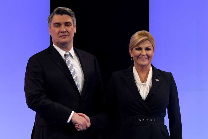 Die Kandidaten für die zweite Runde der kroatischen Präsidentschaftswahlen, Kolinda Grabar-Kitarovic (rechts) und Zoran Milanovic (links), haben am 3. Januar 2020 in Zagreb im Fernsehen über die Show debattiert.