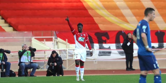 Coupe de France : exploit ultramarin et première réussie pour Robert Moreno avec Monaco