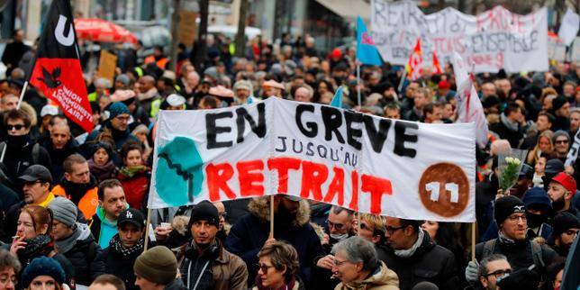 La grève pousse plusieurs universités à reporter leurs partiels