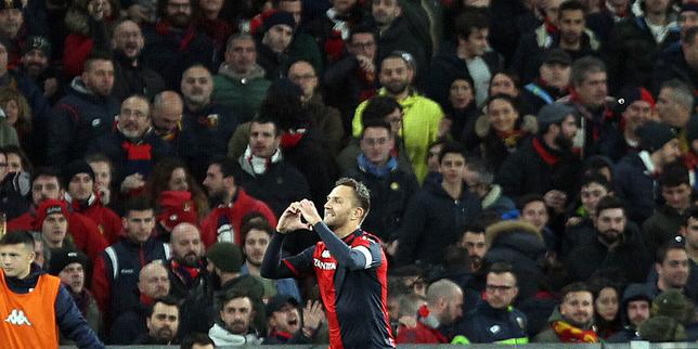 Football : le Genoa honore la mémoire de Spagnolo