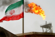 Plate-forme pétrolière iranienne, dans le golfe Persique, en juillet 2015.
