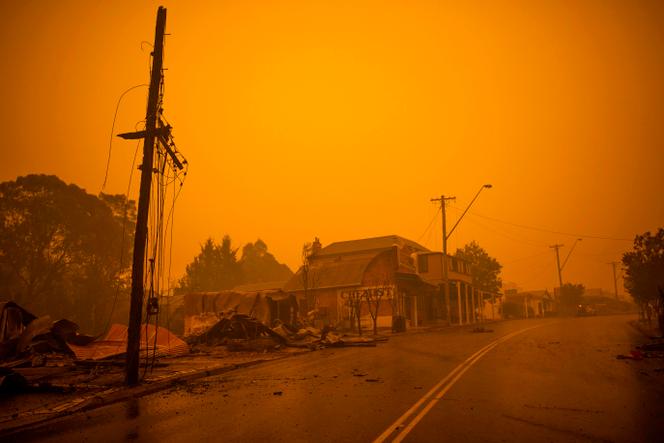 Lors des incendies en Australie, à Cobargo, le 31 décembre 2019.