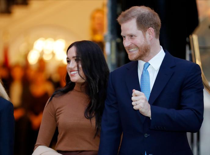 Mariage Royal Meghan Et Harry Publient Leurs Premieres Photos