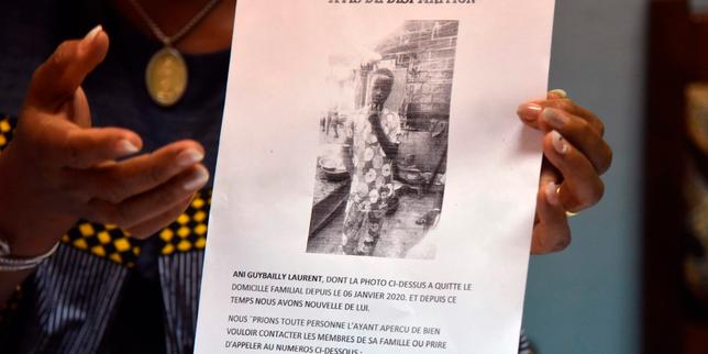 Après la découverte du jeune mort dans un avion à Roissy, un quartier d'Abidjan va être rasé