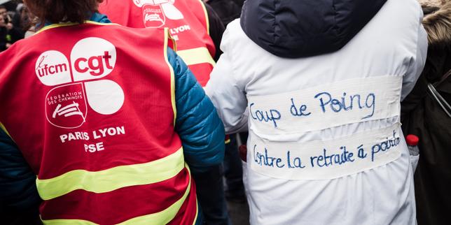 Retraites : « Les femmes ont tout bonnement disparu des cas types présentés dans l'étude finale ! »