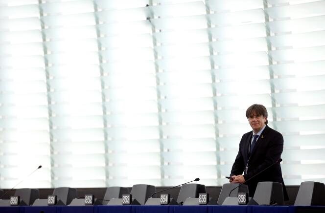 L’ancien dirigeant du gouvernement catalan Carles Puigdemont au Parlement européen à Strasbourg, le 15 janvier.