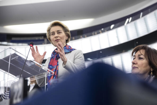 Ursula von der Leyen au Parlement européen de Strasbourg, le 14 janvier.
