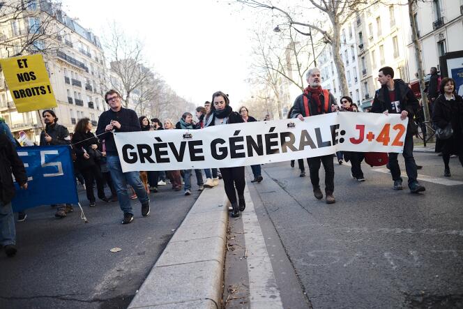 Manifestation contre la réforme des retraites à Paris, le 16 janvier.