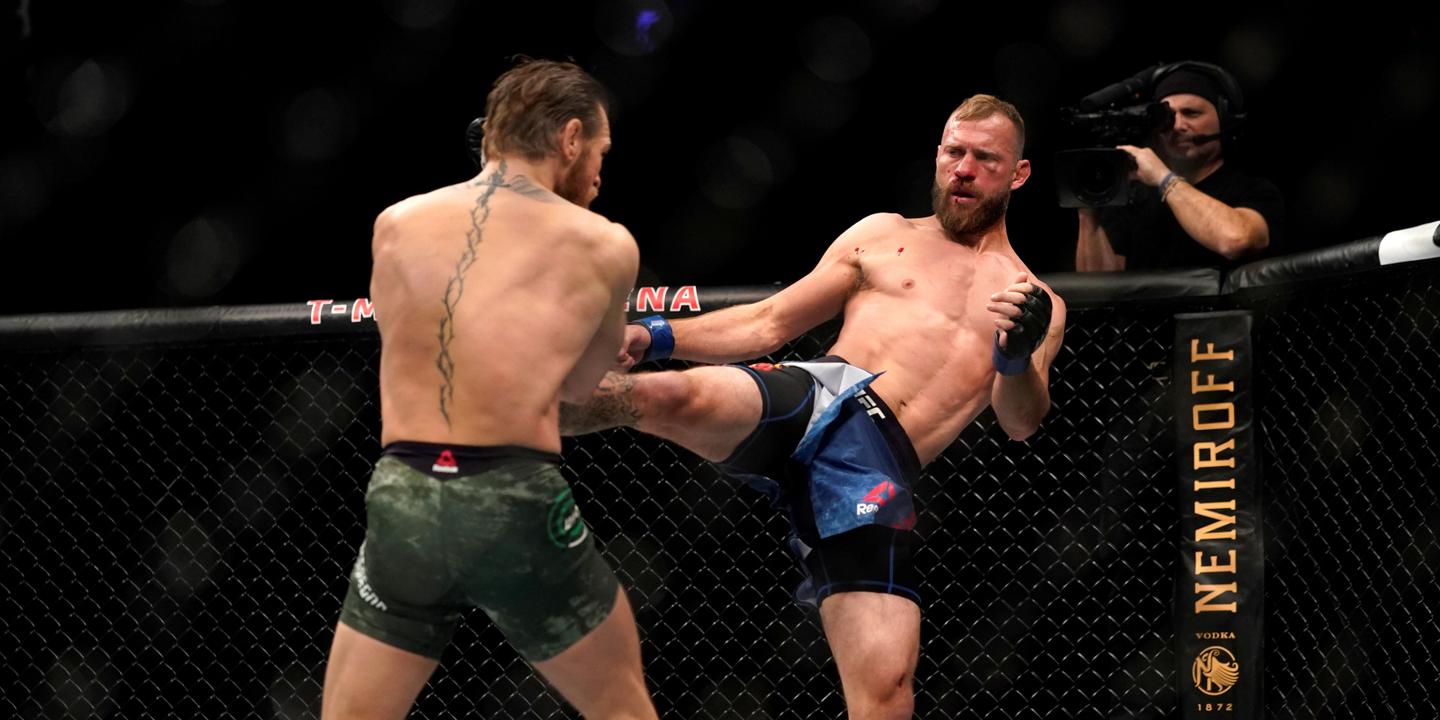Les Arts Martiaux Mixtes Mma Devraient Etre Places Dans Le Giron Federal De La Boxe