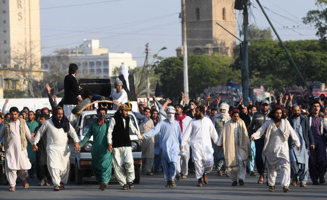Manifestation de membres du Mouvement de protection des Pachtouns après l’arrestation d’un de leurs membres, le 23 janvier 2019, à Karachi.