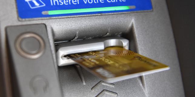 Face aux clients fragiles, des banques « plus citoyennes » que d'autres