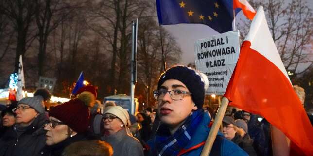 Réforme judiciaire en Pologne : le Parlement adopte la « loi muselière »