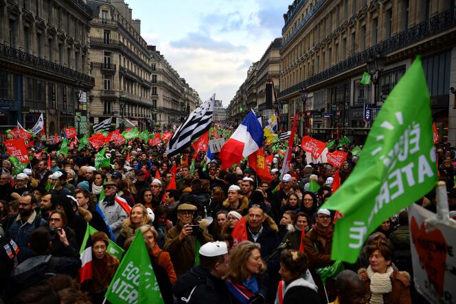 Lors de la manifestation contre le projet de loi de bioéthique organisée à Paris, le 19 janvier.