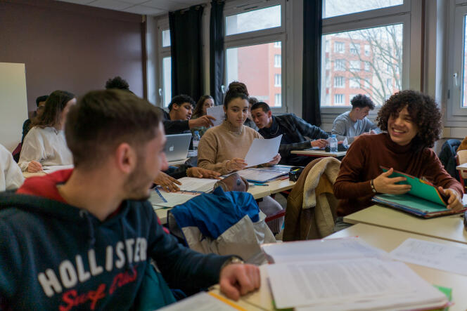 La classe préparatoire aux grandes écoles, réservée aux élèves de STMG au Lycée des Bruyères à Sotteville-lès-Rouen, le 23 janvier 2020.