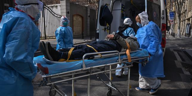 La délicate réhabilitation de huit médecins chinois, lanceurs d'alerte sur le coronavirus
