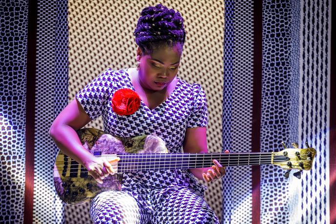 La bassiste et chanteuse Manou Gallo.