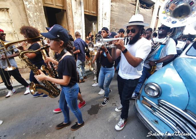 Second Line meets Conga en La Habana Vieja. Le 15 janvier 2020. La Havane, Cuba.