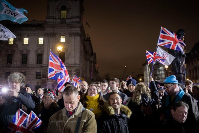 Les partisans de Nigel Farage et de son parti Brexit se rassemblent sur la place du Parlement, à Londres, le 31 janvier.