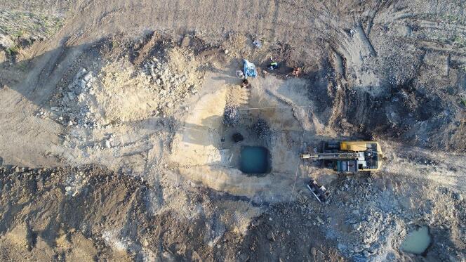 Le puits néolithique en bois a été découvert sur un site à environ 120 kilomètres à l’est de la capitale tchèque, Prague.