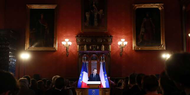 Emmanuel Macron a tenu à rendre hommage à la Pologne, avec respect, et en même temps à la rappeler aux principes fondateurs du projet européen. Un exercice d’équilibriste.  https://www.lemonde.fr/international/article/2020/02/05/face-a-la-jeunesse-p