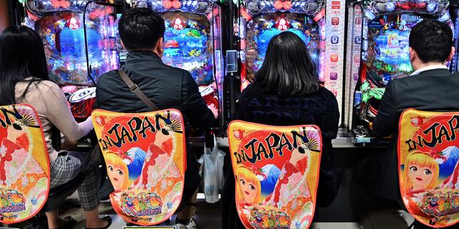 L'affaire Akimoto embarrasse le gouvernement Abe