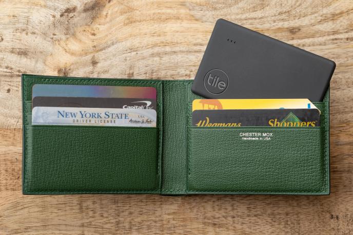 Le Tile Slim est conçu pour être glissé dans un portefeuille.