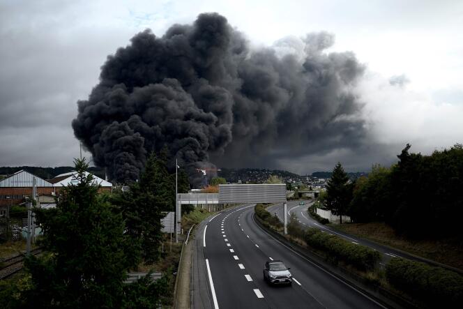 Incendie à l’usine Lubrizol, à Rouen, le 26 septembre 2019.