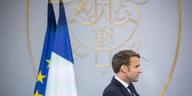 Face aux députés de la majorité, Macron reconnaît un « moment difficile du quinquennat »