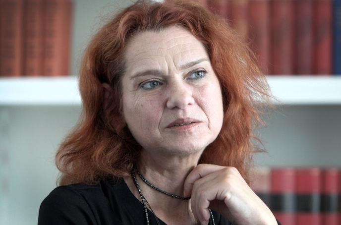 En Turquie La Romanciere Asli Erdogan Acquittee